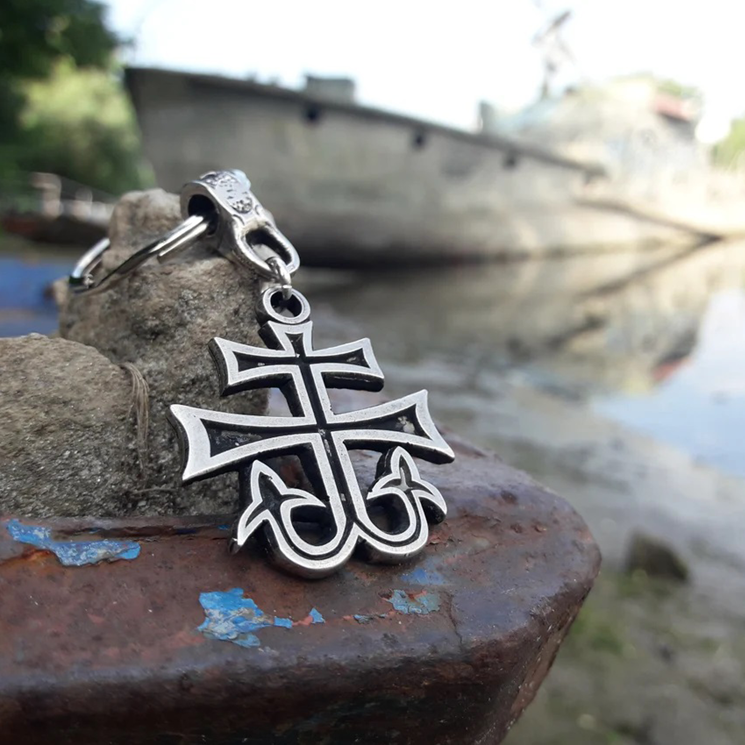 privezak-studenicki-krst1